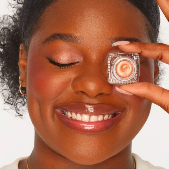 🆕 NiB tarte Amazonian Clay Cream Shadow in Deep Rose - Picture 3 of 10